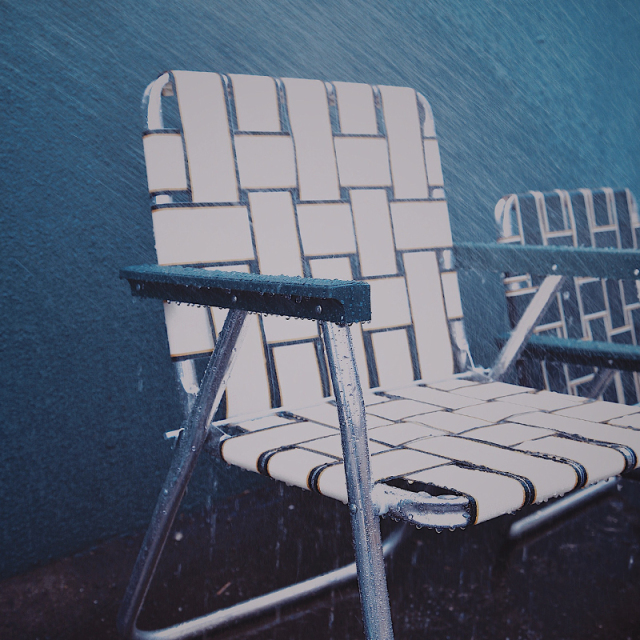 LAWN CHAIR PICNIC / Charleston Tan