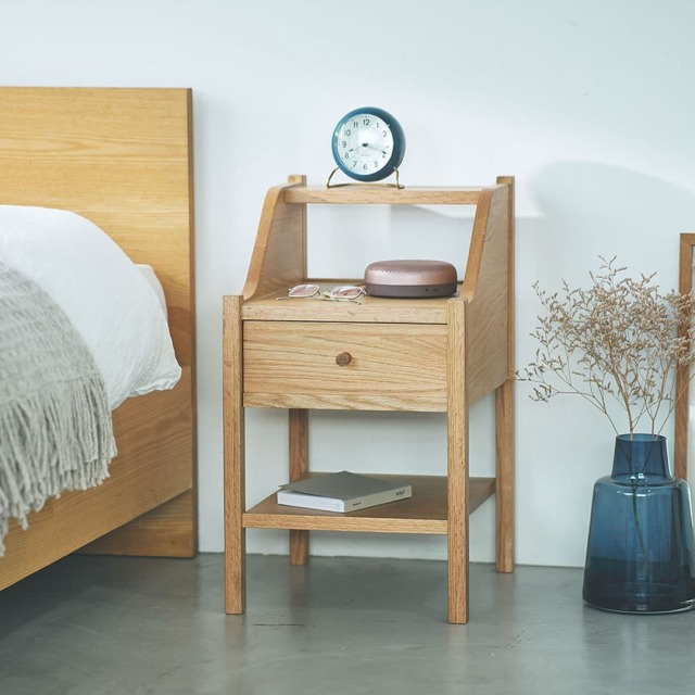 スロープ ナイトテーブル