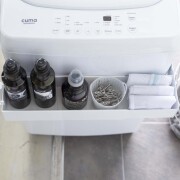 マグネット伸縮洗濯機ラック/白
