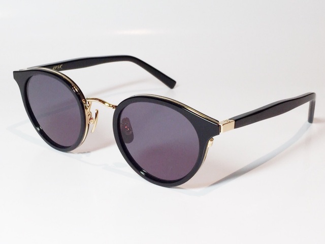 A.D.S.R.（エーディーエスアール）　REICH【ライヒ】  01 （Shiny Black / Gold / Black Lens ）