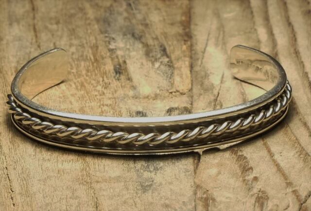 エスティーデュポンSVシルバー925ダイヤモンドヘッドカットバングル  