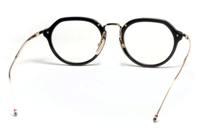 THOM BROWNE ラウントフレムメカネ UEO421AG000300151 001 THOM BROWNE ラウントフレムメカネ UEO421AG000300151 001