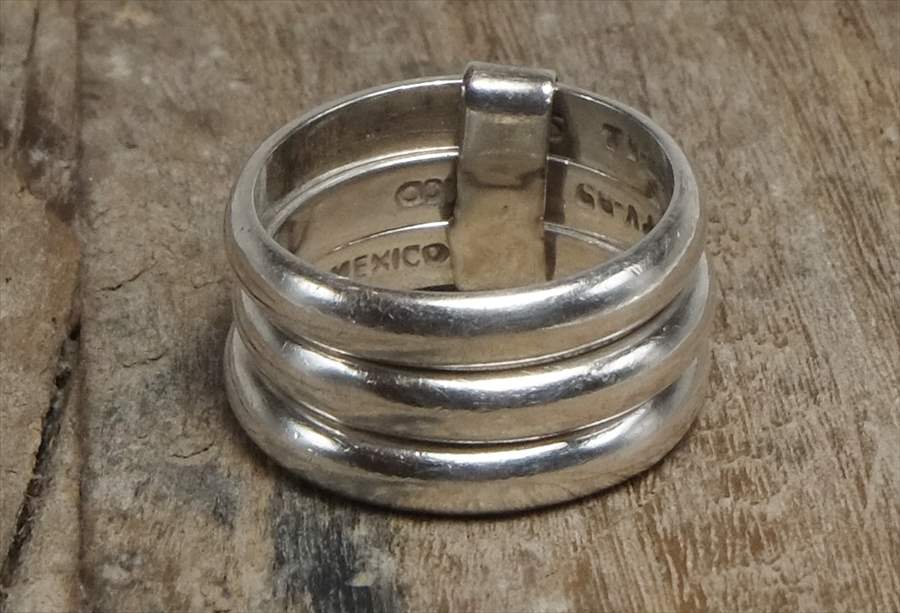 ヴィンテージ　メキシカン　シルバー 925 （R043) ジュエリー アクセ  3連リング　Vintage Mexican Silver 925 Ring