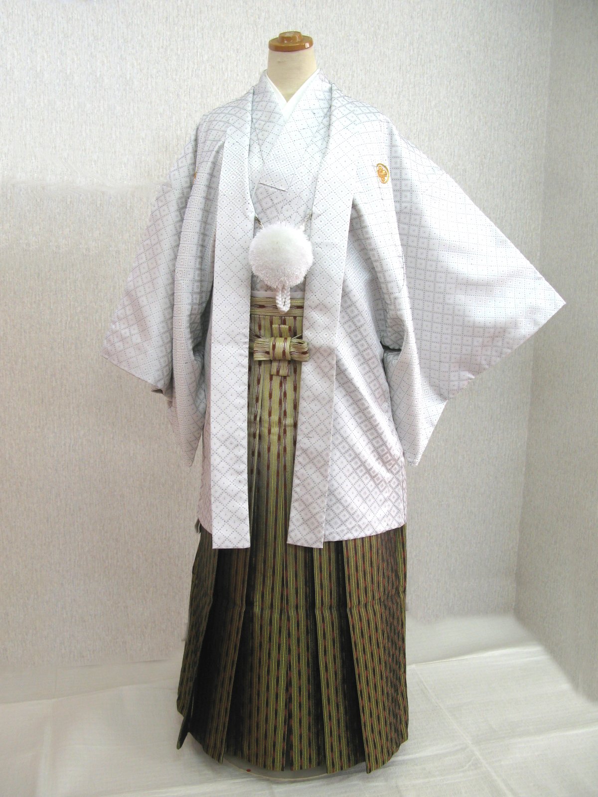 Ｍ-13　立ち