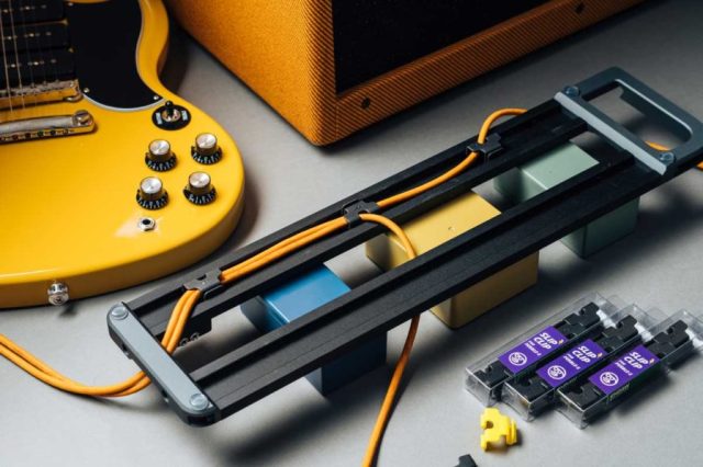 ペダルボード Tributary (ﾄﾘﾋﾞｭｰﾀﾘｰ) 小型 Pebble-S 片手で