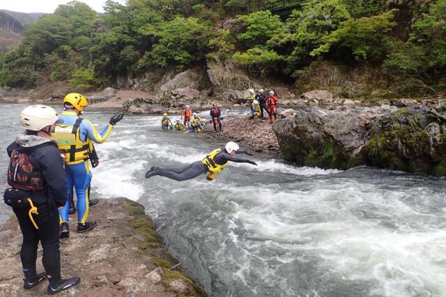 SRT スイフトウォーターレスキューテクニシャンレベル１コース 奥多摩 東京