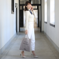 大草直子さんコラボグッズ　トートバッグ（グレイッシュベージュ）