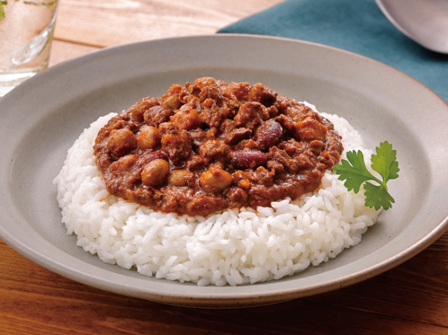 【利久×印度カリー子】まろやか黒酢仕立て牛たんキーマカレー【常温】