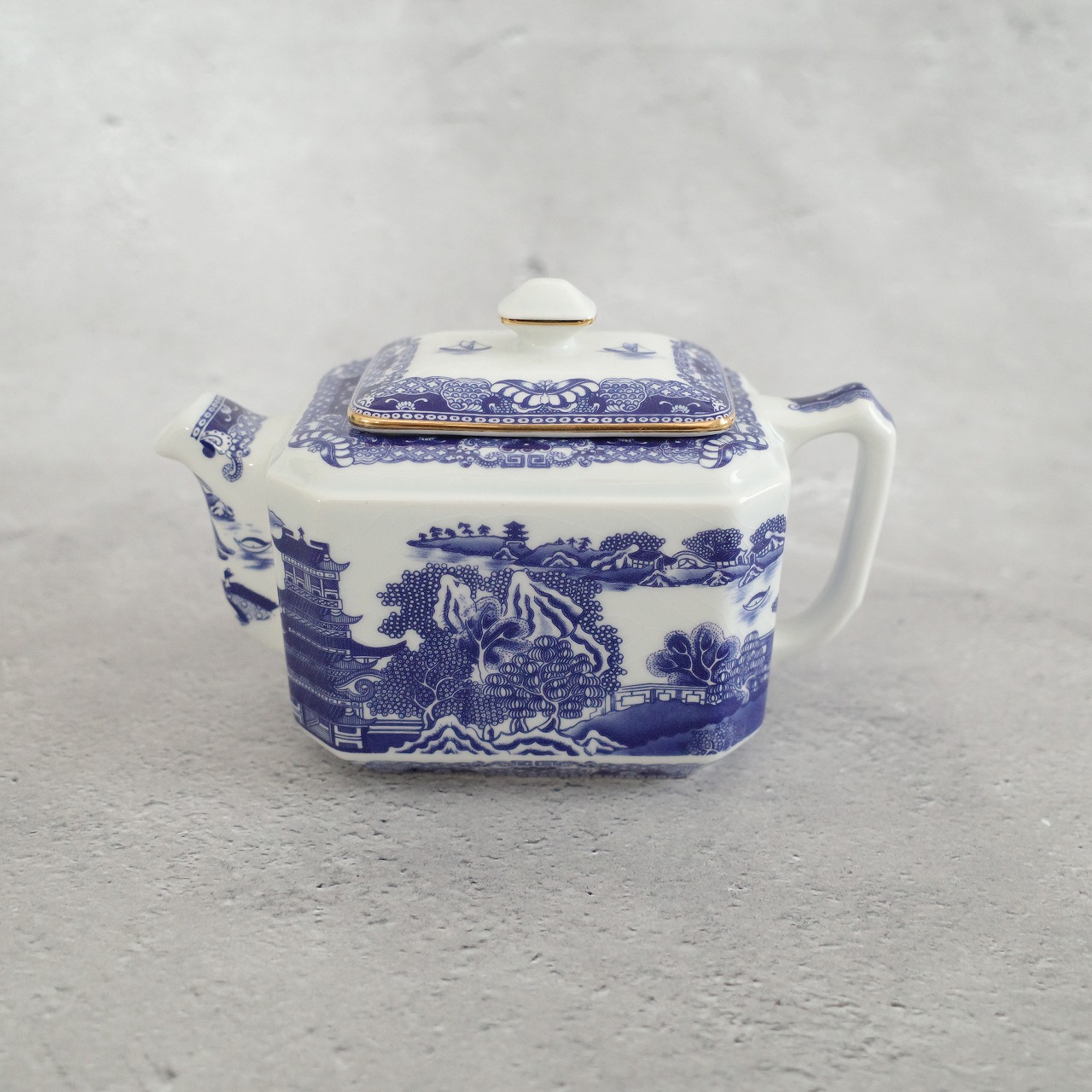 リントンズ】×【Wade社】復刻版 ウィローパターンのティーポット C-2