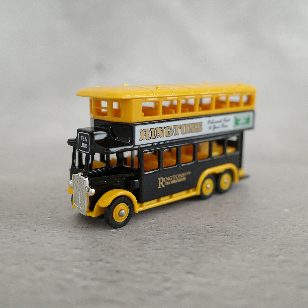 ロンドンバス 1/24 RM870 サンスター製＃2908・4500台限定品 ロンドンバス 1/24 RM870 サンスター製＃2908・4500台限定品 ロンドン