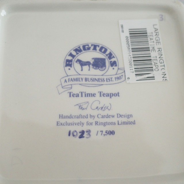 リントンズ】×【Cardew社】 テディベアのティーポット ※チェスト付