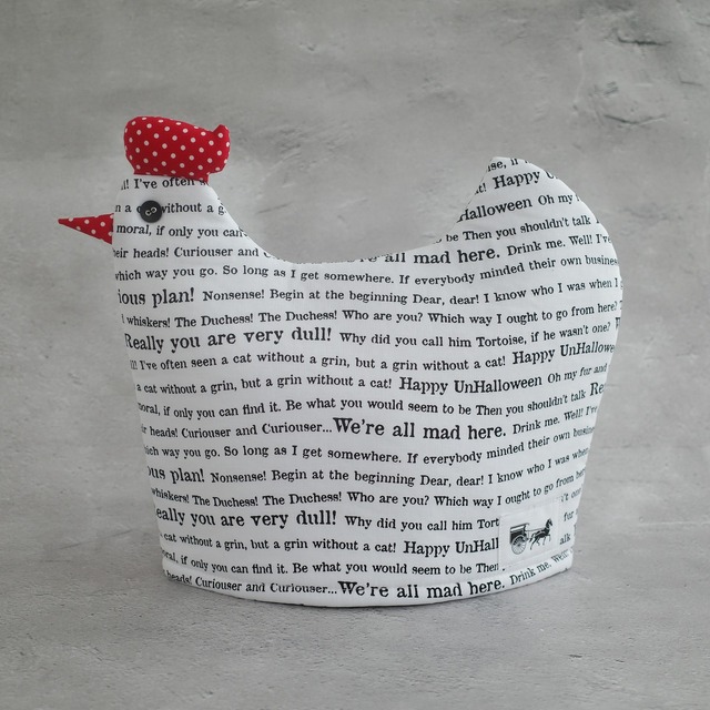 9月26日(土)19時～販売開始 リントンズ にわとり型ティーコジー(Tea cosy) NO,12