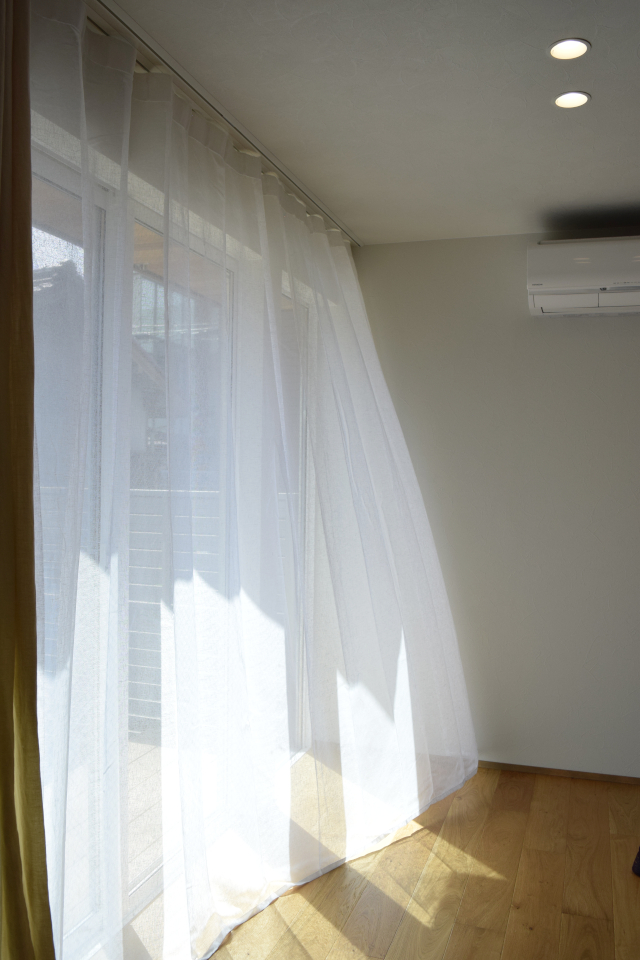 リノ　パリジェンヌ　ホワイト