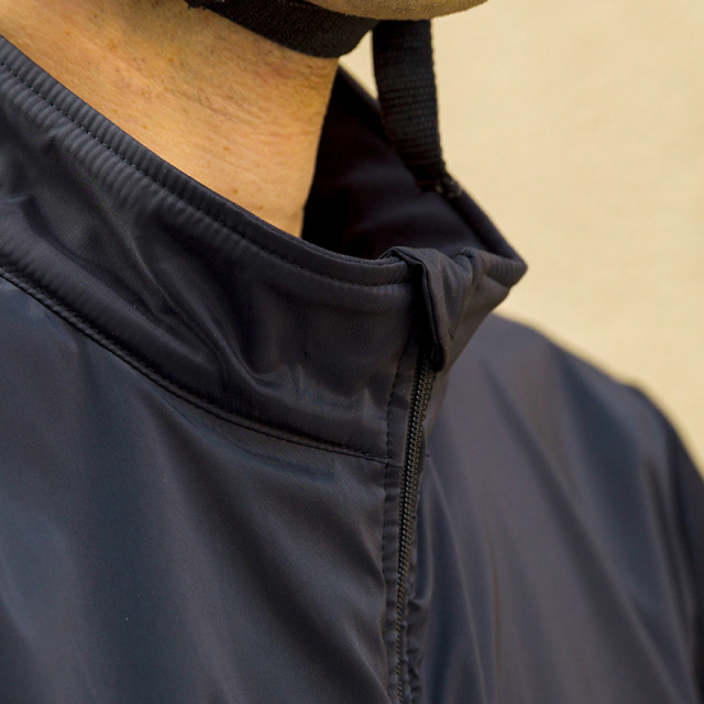 【MOVE ON ジャケット】長袖ジャージ ゆったりフィット 保温・通気・防風 2wayストレッチ 背ポケットNo.2275