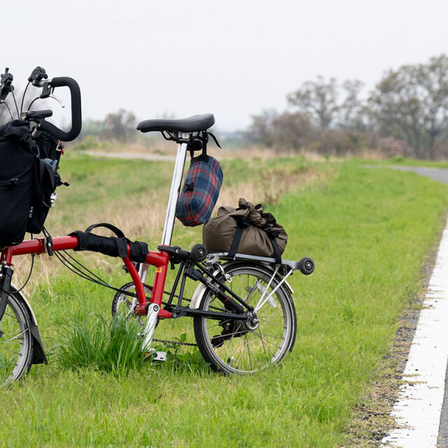 THE FUROSHIKI】キャリアに固定 風呂敷 撥水 軽量 エコバッグ キャンプ