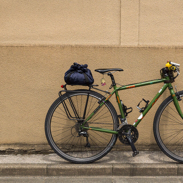 THE FUROSHIKI】キャリアに固定 風呂敷 撥水 軽量 エコバッグ キャンプ