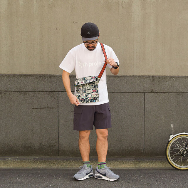 MAIDOサコッシュ小】柄物 前掛け紐 ショルダーバッグ A4サイズ 日本製