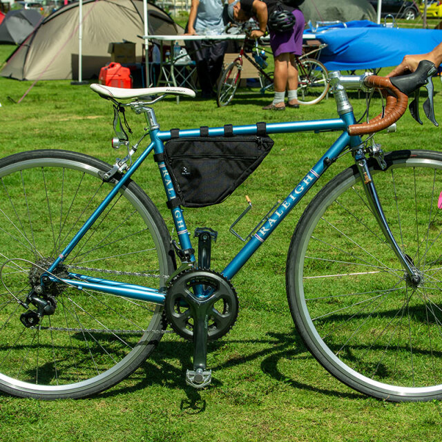 新品未使用 Bicycle Racer Back 青 オールド レーサーバック フレームバッグ】Tyrell Slant Frame用 グラベル・ロード・クロス
