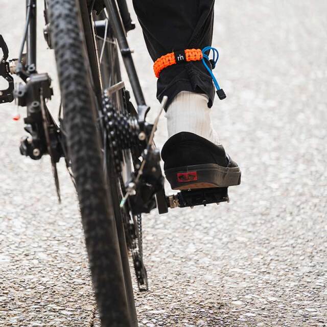 【直営限定】【ROCKIN BAND】裾止め 固定 バンド ペットボトルにも パラコード 日本製 No.5156【ネコポス対応】