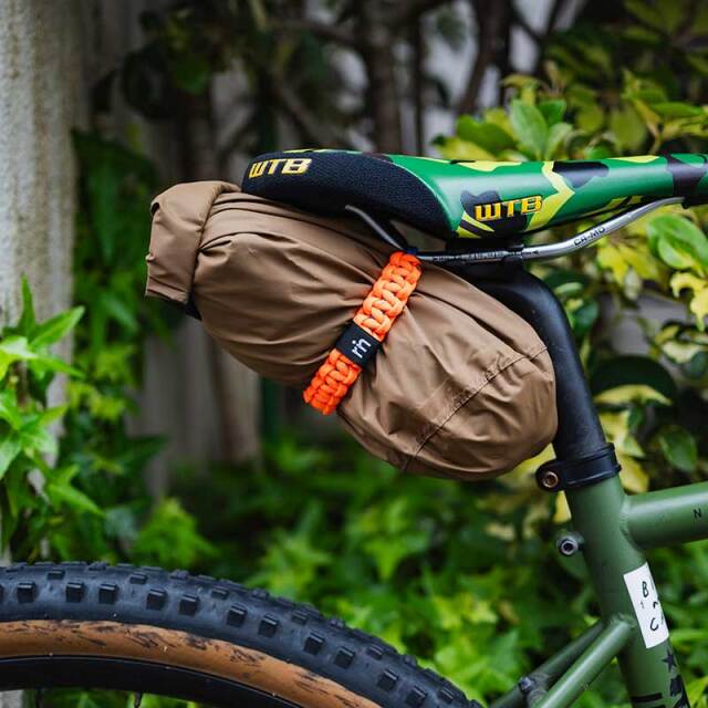 【直営限定】【ROCKIN BAND】裾止め 固定 バンド ペットボトルにも パラコード 日本製 No.5156【ネコポス対応】