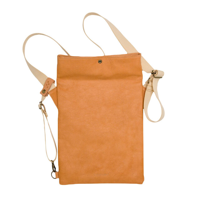 直営限定販売【TOCHIGI LEATHER SACOCHE】最高級 栃木レザー