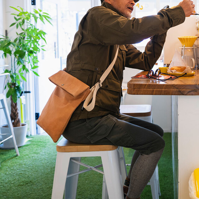 直営限定販売【TOCHIGI LEATHER SACOCHE】最高級 栃木レザー サコッシュ minca製 ショルダーバッグ 日本製 No.5157