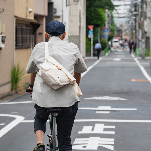 【VELO BAG MESSENGER】ショルダー メッセンジャー バッグ パラフィンコットン 栃木レザー 日本製 No.5168