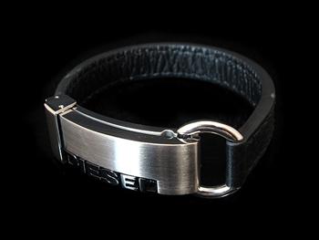 ディーゼル DIESEL バングル／ブレスレット DX0001