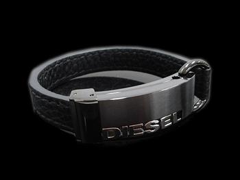 ディーゼル DIESEL バングル／ブレスレット DX0002