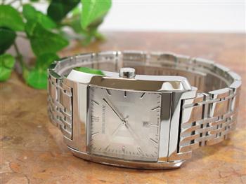 バーバリー BURBERRY 腕時計 スイス製 メンズ BU1567
