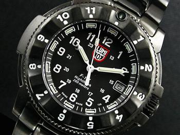 ルミノックス LUMINOX ナイトホーク F-117 ステルス 腕時計 3402