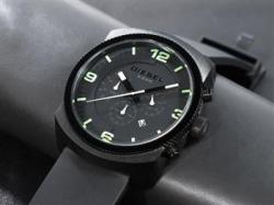 ディーゼル DIESEL 腕時計 蓄光 クロノグラフ DZ4192