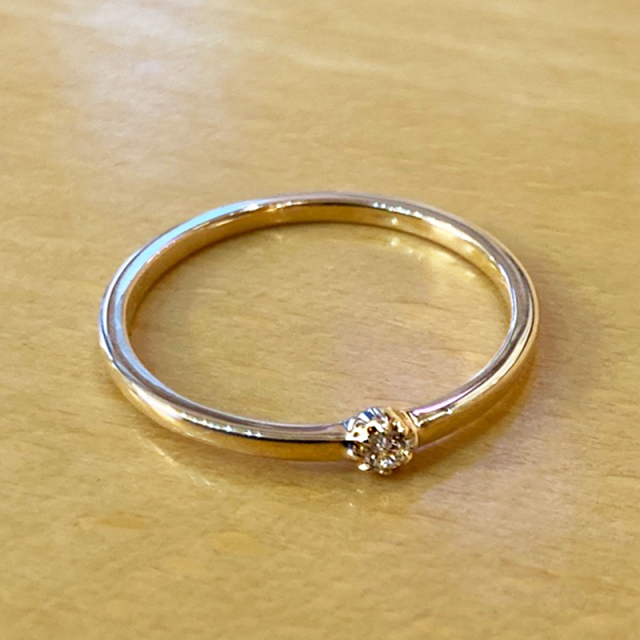 定番品】K10（YG） プチダイヤモンドリング（量子波動転写加工）
