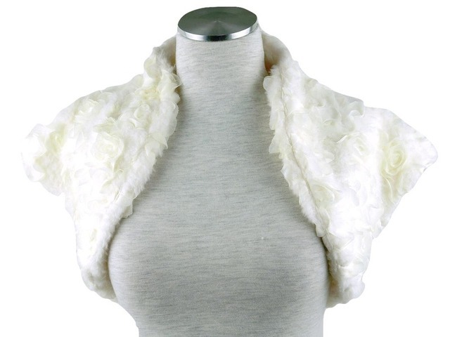 ボレロ,ファー,フェイクファー,ベロア,パーティーボレロ,ボレロ結婚式,結婚式ボレロ,ボレロフォーマル,フォーマルボレロ,ボレロシフォン,ボレロレース,ボレロ長袖,ボレロ半袖, お呼ばれ,服装,2次会,二次会,通販,ウエディング,フォーマル,演奏会,発表会,披露宴