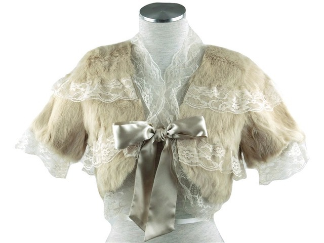 ボレロ,ファー,ラビットファー,フェイクファー,ベロア,パーティーボレロ,ボレロ結婚式,結婚式ボレロ,ボレロフォーマル,フォーマルボレロ,ボレロシフォン,ボレロレース,ボレロ長袖,ボレロ半袖, お呼ばれ,服装,2次会,二次会,通販,ウエディング,フォーマル,演奏会,発表会,披露宴