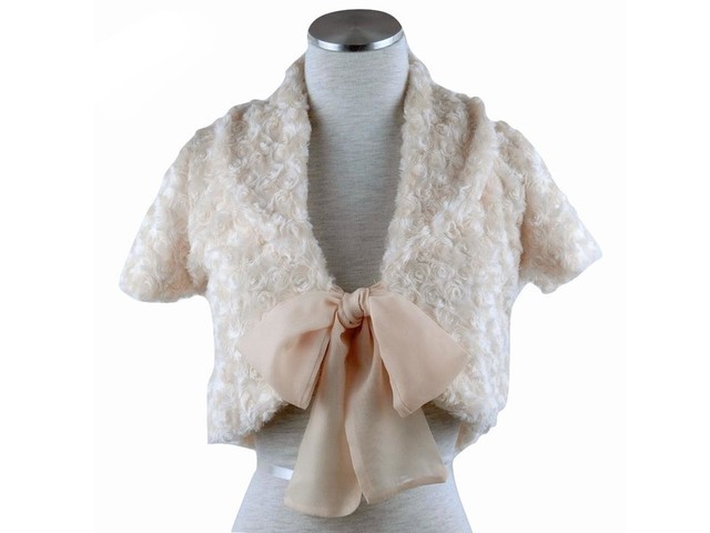 ボレロ,ファー,フェイクファー,ベロア,パーティーボレロ,ボレロ結婚式,結婚式ボレロ,ボレロフォーマル,フォーマルボレロ,ボレロシフォン,ボレロレース,ボレロ長袖,ボレロ半袖, お呼ばれ,服装,2次会,二次会,通販,ウエディング,フォーマル,演奏会,発表会,披露宴