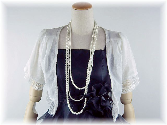 レース使いが素敵なシフォンの清楚なボレロ　白