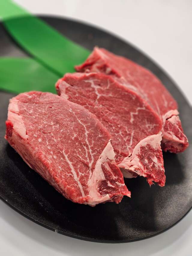 【ほろよい牛ファーム宮古島】ヒレステーキ150g　ほろよい牛