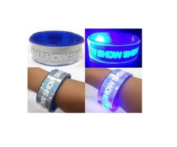 SHOW (ショウ・ルオ) LEDライトアップ ブレスレット