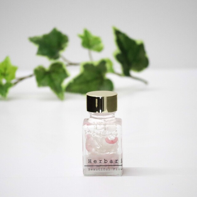 池袋　プリザーブドフラワー専門店　フラワーショップリズカ　ハーバリウム　小さい　販売　店舗