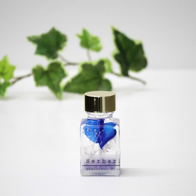 池袋　プリザーブドフラワー専門店　フラワーショップリズカ　ハーバリウム　小さい　販売　店舗