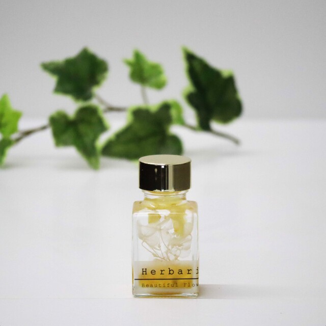 池袋　プリザーブドフラワー専門店　フラワーショップリズカ　ハーバリウム　小さい　販売　店舗