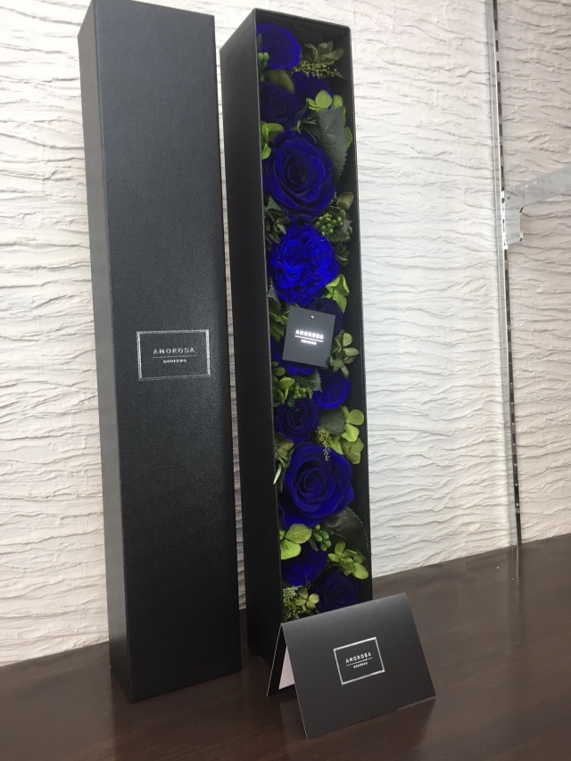 池袋　プリザーブドフラワー専門店　フラワーショップリズカ　アモローサ　ボックスプリザーブドフラワーブルー