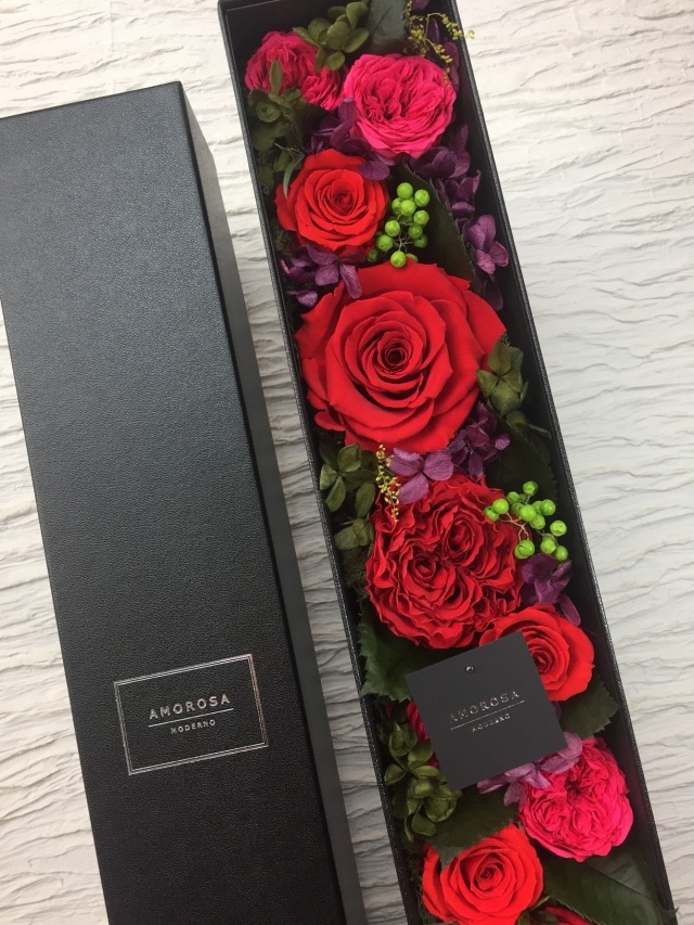 池袋　プリザーブドフラワー専門店　フラワーショップリズカ　アモローサ　ボックスプリザーブドフラワーレッド
