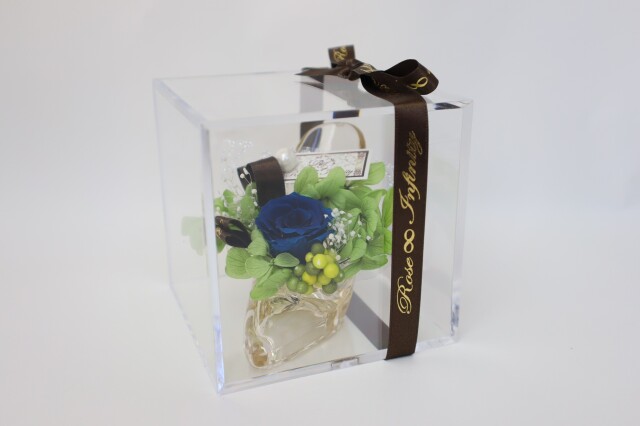 愛妻の日　池袋　プリザーブドフラワー専門店　フラワーショップリズカ　　ヒール　ハーバリウム　販売　店舗