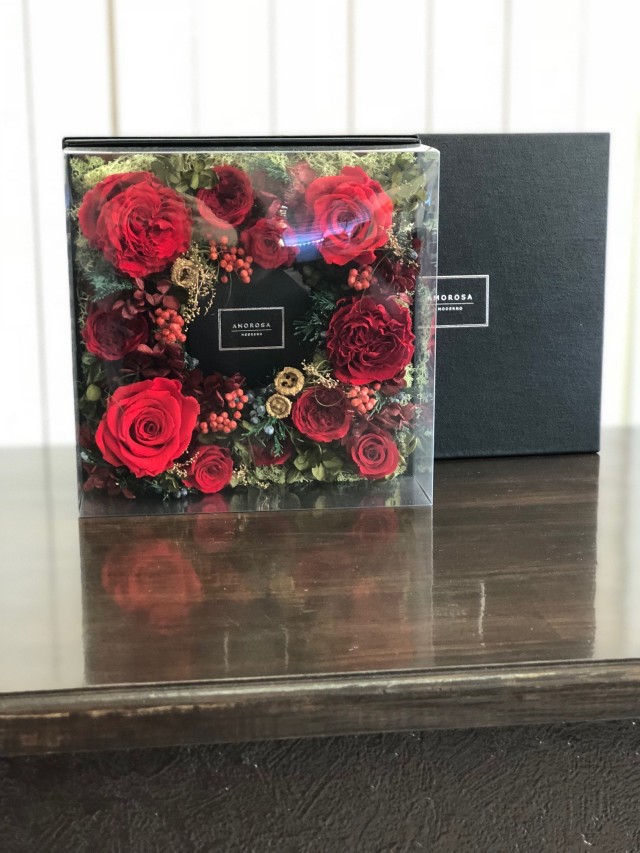 池袋　プリザーブドフラワー専門店　フラワーショップリズカグロリアスボックスフラワー Lプリザーブドフラワーレッド赤バラ