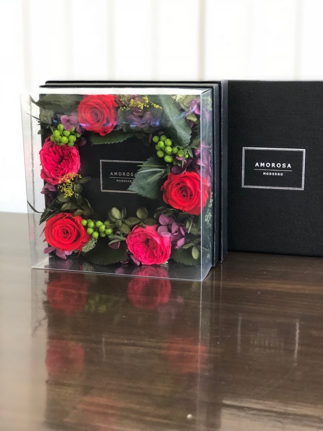 池袋　プリザーブドフラワー専門店　フラワーショップリズカグロリアスボックスフラワー Mプリザーブドフラワーレッド赤バラ