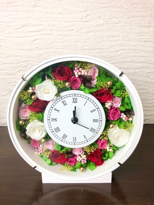 池袋 プリザーブドフラワー専門店 フラワーショップリズカが贈る時計のプリザーブドフラワー