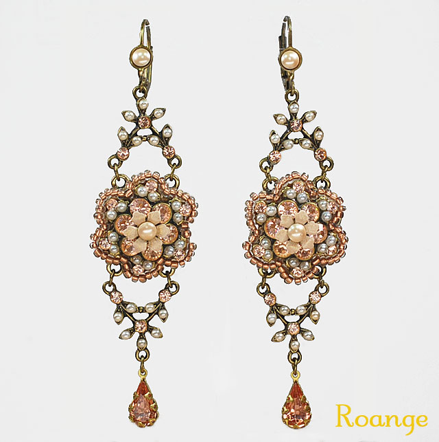 ミハエルネグリン　クリスタルビーズシャンデリアフックピアス