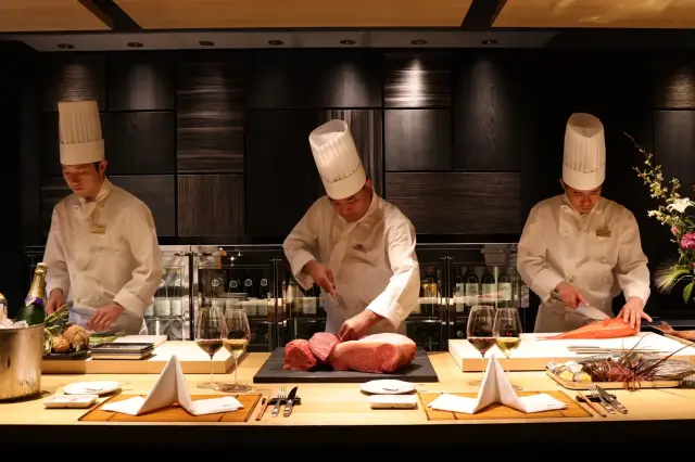 鎌倉山 お食事券｜贈り物に、老舗の美食体験を | ローストビーフの店  